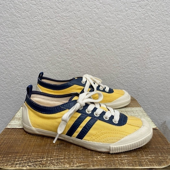 NWT Re / Done 90’s Low Top Marigold Sneakers Size 6 - Picture 7 of 13